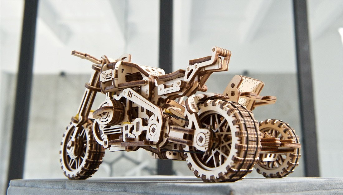 Moto con Sidecar Ugears 12 Moto con Sidecar Ugears 12